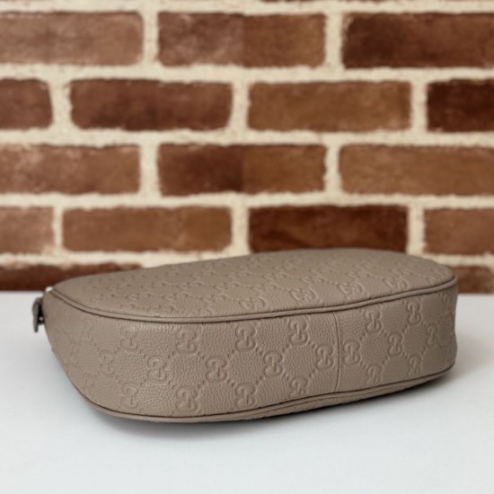 Perfette Qualità Repliche Gucci 820453 GG Emblem borsa a tracolla media Talpa Imitazione