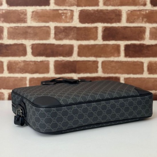 Migliore Repliche Gucci 821149 Borsa a tracolla media GG Emblem Nero Economiche Outlet Online