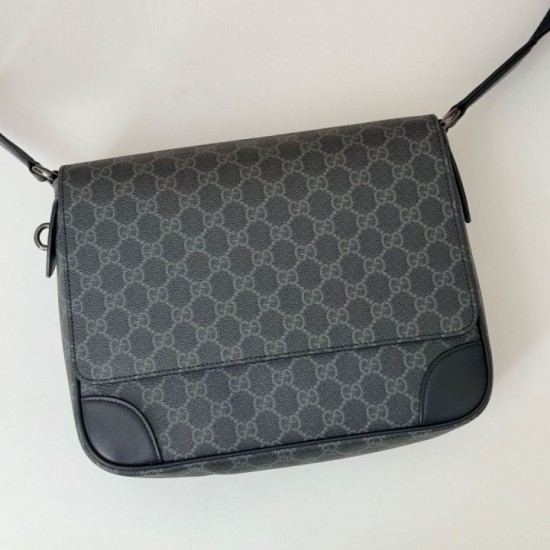 Perfette Qualità Repliche Gucci 821154 Borsa a tracolla media GG Emblem Nero Imitazione