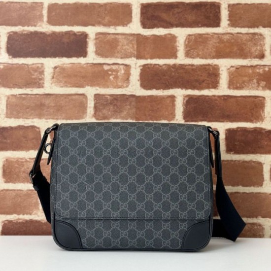 Perfette Qualità Repliche Gucci 821154 Borsa a tracolla media GG Emblem Nero Imitazione