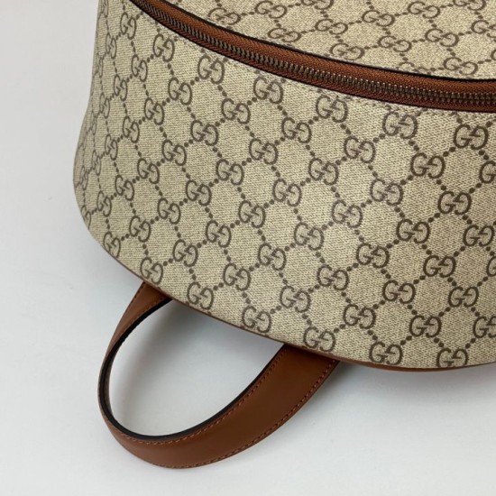 Migliore Repliche Gucci 821159 GG Emblem zaino medio Marrone Economiche Outlet Online