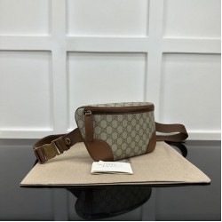 Migliore Repliche Gucci GG Emblem Marsupio medio 821162 Marrone Economiche Outlet Online