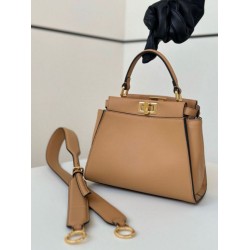 Replica perfetta Borsa Fendi Mini Iconic Peekaboo Marrone chiaro Imitazione Outlet Online