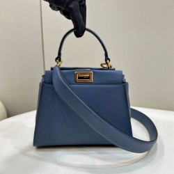Replica perfetta Borsa Fendi Mini Iconic Peekaboo Blu Imitazione Outlet Online