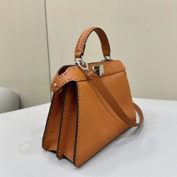 Migliore Repliche Fendi Peekaboo ISeeU Small Selleria Borsa con 556 impunture cucite a mano Marrone Economiche Outlet Online