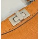 Migliore Repliche Fendi Peekaboo ISeeU Small Selleria Borsa con 556 impunture cucite a mano Marrone Economiche Outlet Online