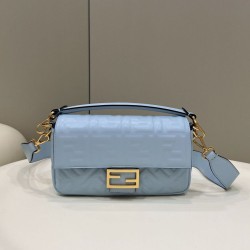 Miglior Falso Borsa baguette media Fendi FF Nappa blu Economiche Premium