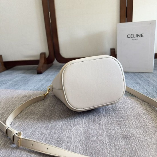 Repliche Borsa a secchiello piccola/media Celine Louise Bianco Pelle di vitello liscia Imitazioni Premium Replica perfetta Borsa a secchiello piccola/media Celine Louise Bianco Pelle di vitello liscia Imitazione Outlet Online