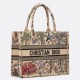 Perfette Qualità Repliche Borsa tote Dior media in rafia con Dior Cabinet de Curiosites Beige Imitazione Migliore Repliche Borsa tote Dior media in rafia con Dior Cabinet de Curiosites Beige Economiche Outlet Online