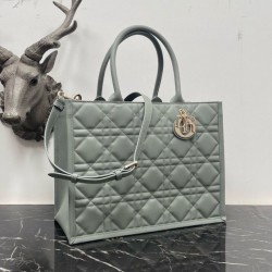 Dior Book Tote Bag Media con Tracolla Macrocannage Grigio Replica originale di alta qualità Perfette Qualità Repliche Dior Book Tote Bag Media con Tracolla Macrocannage Grigio Imitazione