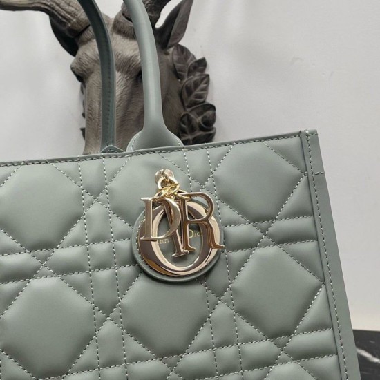 Perfette Qualità Repliche Dior Book Tote Bag Media con Tracolla Macrocannage Grigio Imitazione
