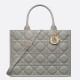 Perfette Qualità Repliche Dior Book Tote Bag Media con Tracolla Macrocannage Grigio Imitazione