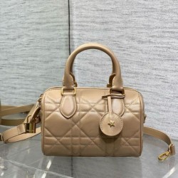 Replica perfetta Borsa Dior Groove 20 Macrocannage Marrone Imitazione Outlet Online