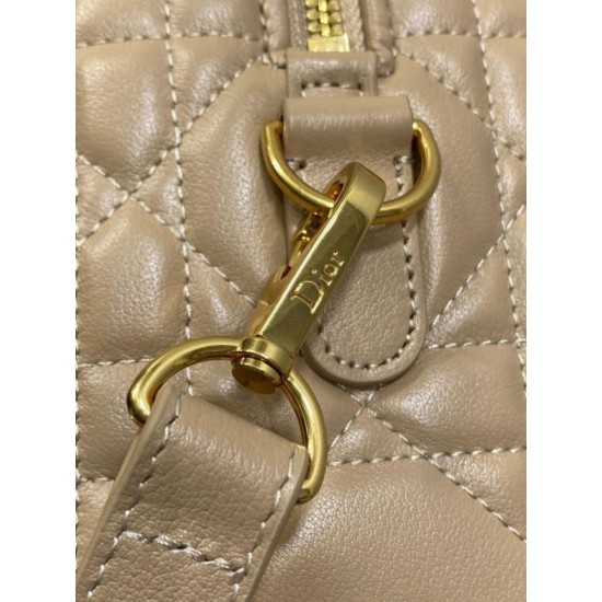 Perfette Qualità Repliche Borsa Dior Groove 20 Macrocannage Marrone Imitazione Replica perfetta Borsa Dior Groove 20 Macrocannage Marrone Imitazione Outlet Online