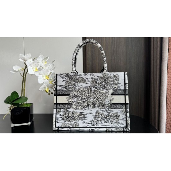 Migliore Repliche Borsa Dior Dior Book Tote media ricamata con motivo Dior Around the World multicolore Economiche Outlet Online