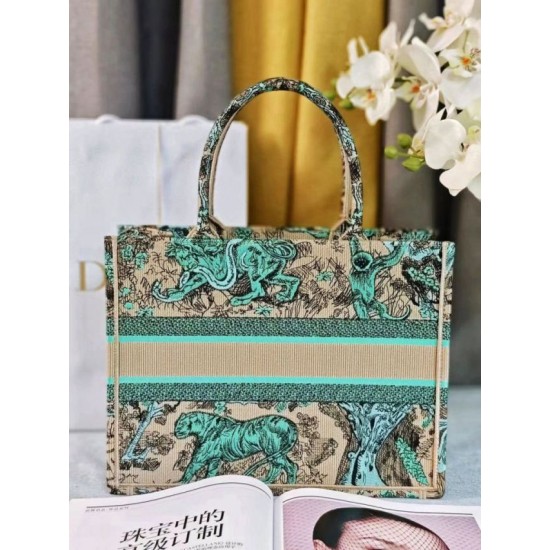 Replica perfetta Borsa tote Dior media Dior Book ricamata con motivo Dior Around the World multicolore blu Imitazione Outlet Online