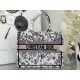 Perfette Qualità Repliche Dior Medium Book Tote Bag Ricamo Toile de Jouy Fiore Bianco/Blu Imitazione