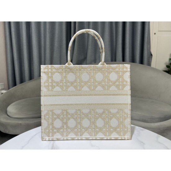 Perfette Qualità Repliche Dior Medium/Large Book Tote Bag Ricamo rattan oversize Bianco/Oro Imitazione