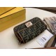 Replica perfetta Borsa media Fendi Baguette verde denim Imitazione Outlet Online