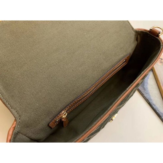 Replica perfetta Borsa media Fendi Baguette verde denim Imitazione Outlet Online