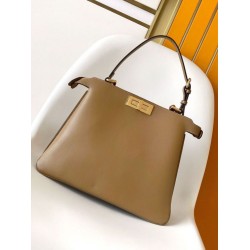 Miglior Falso Fendi Peekaboo Soft Medium Bag Marrone Economiche Premium