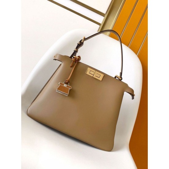 Miglior Falso Fendi Peekaboo Soft Medium Bag Marrone Economiche Premium
