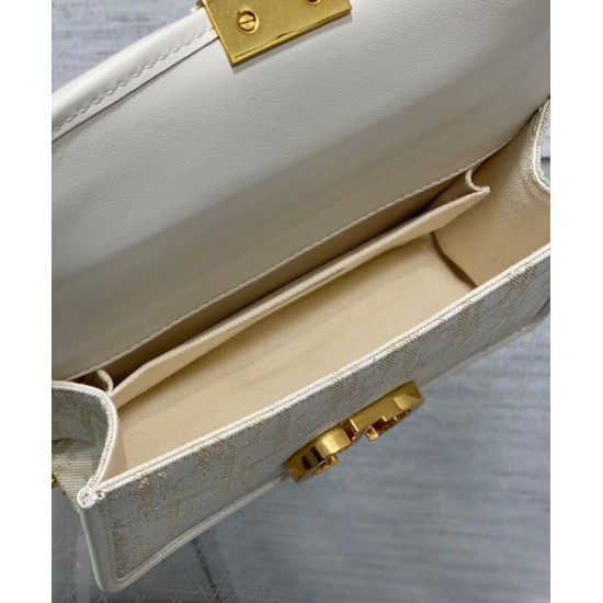 Migliore Repliche Dior 30 Montaigne East-West Bag Dior Oblique denim con catena Cream Economiche Outlet Online