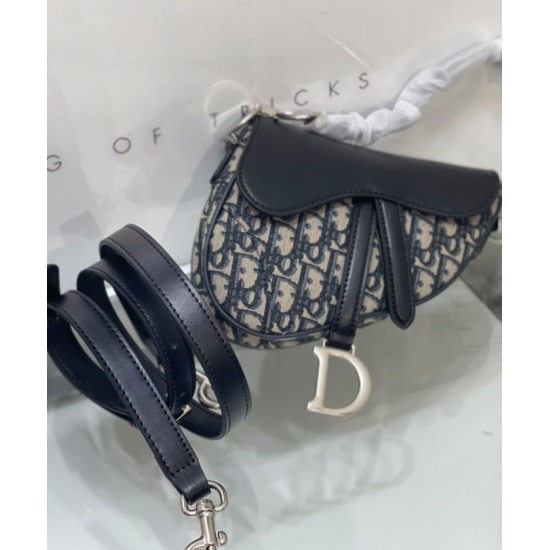 Migliore Repliche Borsa Dior Mini Saddle con tracolla Blu scuro Economiche Outlet Online