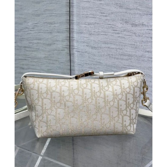 Replica perfetta Dior Medium DiorTravel Nomad Pouch Cream Imitazione Outlet Online