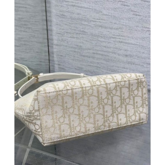 Replica perfetta Dior Medium DiorTravel Nomad Pouch Cream Imitazione Outlet Online