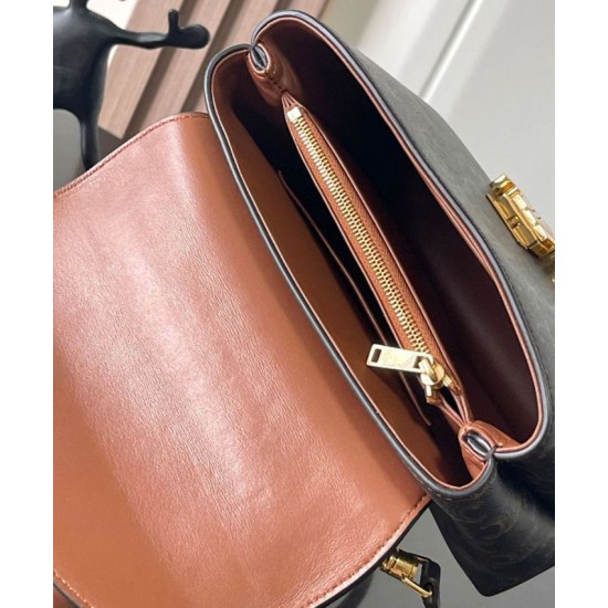 Repliche Borsa Celine Teen Nino Triomphe Caffè Imitazioni Premium Replica perfetta Borsa Celine Teen Nino Triomphe Caffè Imitazione Outlet Online