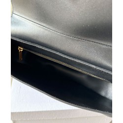 Migliore Repliche Celine Borsa Polly media Pelle di vitello morbida nera Economiche Outlet Online