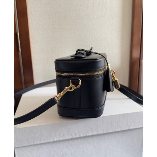 Replica perfetta Celine Borsa da toeletta Pelle di vitello naturale nera Imitazione Outlet Online