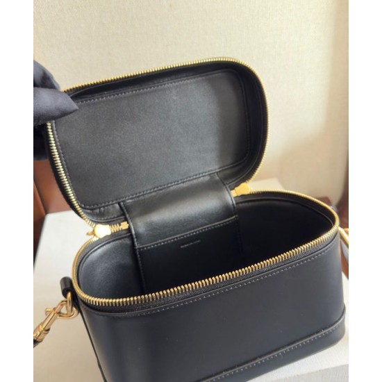 Replica perfetta Celine Borsa da toeletta Pelle di vitello naturale nera Imitazione Outlet Online