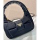 Migliore Repliche Mini-bag in nylon/nappa Prada Re-Nylon con fiocco 1BC241 Nero Economiche Outlet Online