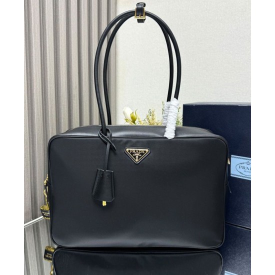 Replica perfetta Borsa grande Prada Re-Nylon con manico superiore e lucchetto 1BB131 Nero Imitazione Outlet Online
