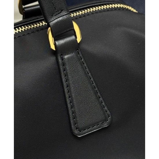 Miglior Falso Borsa media Prada Re-Nylon con manico superiore e lucchetto 1BB127 Nero Economiche Premium