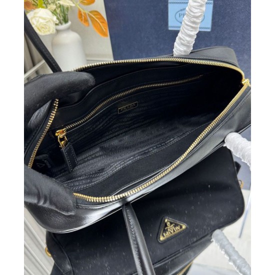 Replica perfetta Borsa piccola Prada Re-Nylon con manico superiore e lucchetto 1BB133 Nero Imitazione Outlet Online