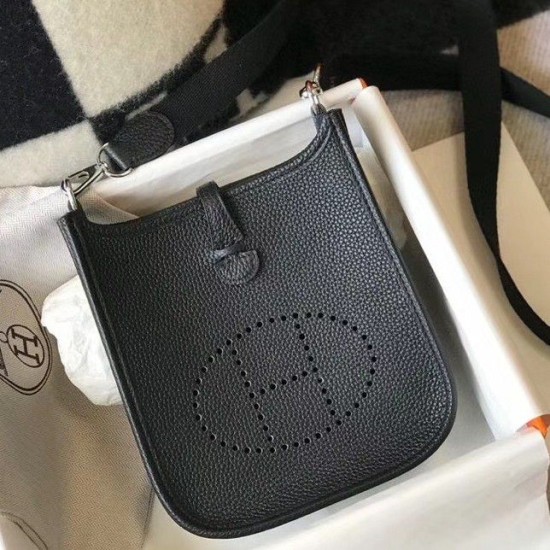 Miglior Falso Hermes Evelyne III TPM Mini Bag Nero Clemence Economiche Premium