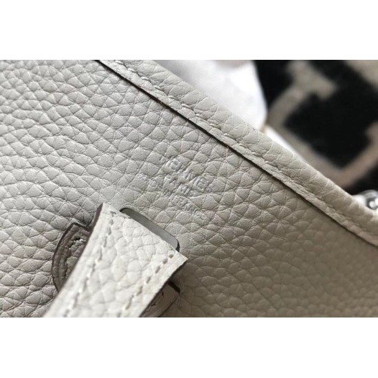 Migliore Replica Hermes Evelyne III TPM Mini Bag Grigio Clemence Imitazioni Outlet Italia Migliore Repliche Hermes Evelyne III TPM Mini Bag Grigio Clemence Economiche Outlet Online