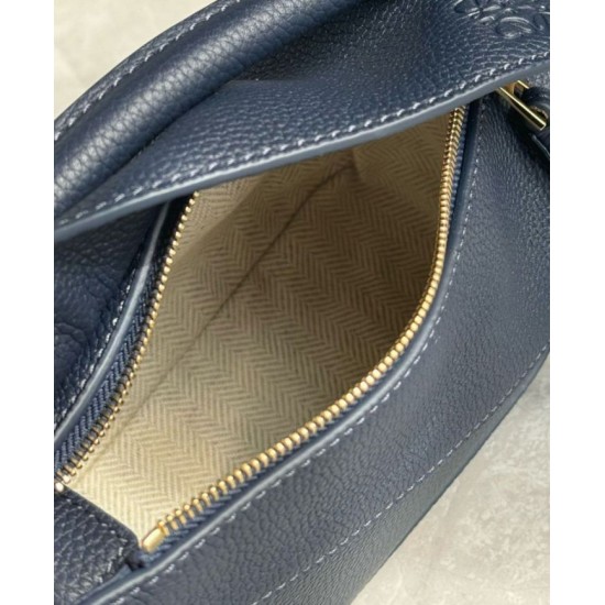 Replica Borsa Loewe Puzzle Mini Pelle di vitello granulata blu navy