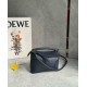 Replica Borsa Loewe Puzzle Mini Pelle di vitello granulata blu navy