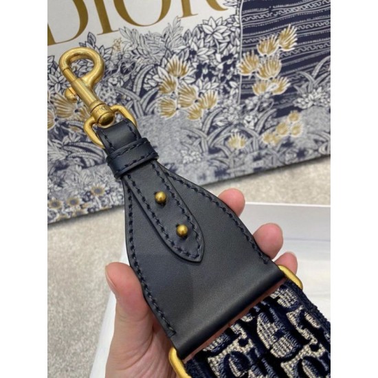 Dior Tracolla Dior Velluto Ricamato Obliquo Blu Replica originale di alta qualità Miglior Falso Dior Tracolla Dior Velluto Ricamato Obliquo Blu Economiche Premium