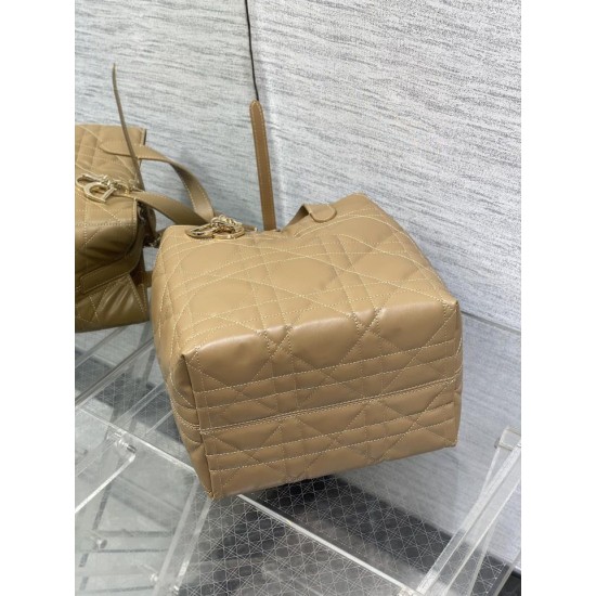 Perfette Qualità Repliche Borsa tote verticale Dior piccola/media Dior Toujours marrone Imitazione