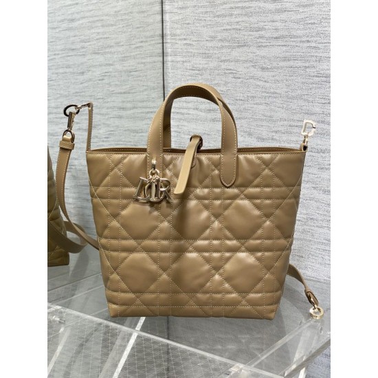 Perfette Qualità Repliche Borsa tote verticale Dior piccola/media Dior Toujours marrone Imitazione