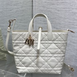 Migliore Repliche Borsa tote verticale Dior piccola/media Dior Toujours bianca Economiche Outlet Online