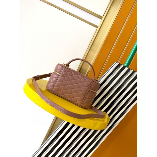 Miglior Falso Borsa mini Vanity Gaby YSL Saint Laurent in Barely Pink Economiche Premium