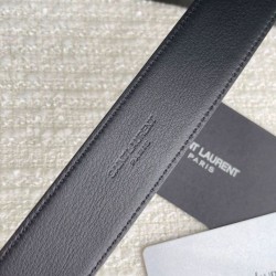 Replica perfetta Cintura YSL Saint Laurent Cassandre Square Buckle 30MM Tutto Nero Imitazione Outlet Online