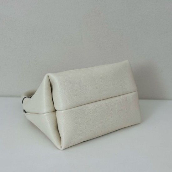 Replica Borsa Gucci Softbit Media/Maxi con Manico a Mezzaluna 837466 Bianca Imitazioni Falso