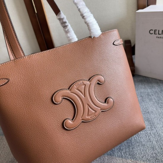 Replica Borsa a tracolla Celine Cabas Anais Triomphe piccola marrone grana Imitazioni Falso